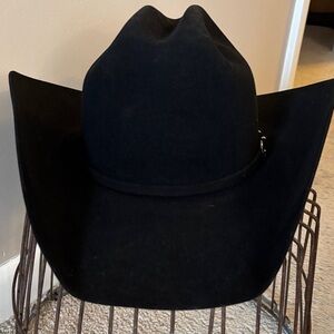 Rodeo King Black Women's Cowboy Hat 6 3/4 low rodeo style 5X Brim 4